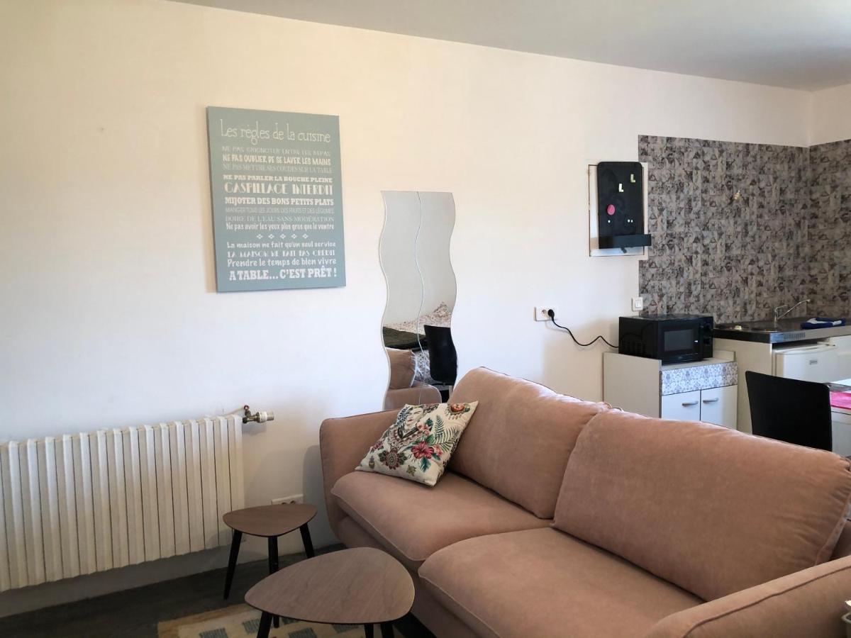 Studio 20 Min De La Mer Ideal Pour Les Deplacements Professionnels Plouaret Exterior photo